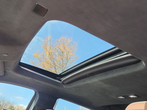 Used 2024 GMC Sierra 1500 Denali Ultimate image 27