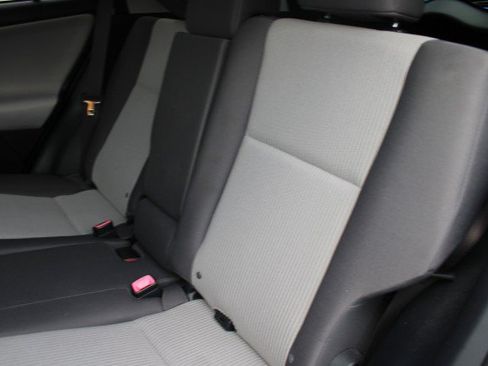 Used 2015 Toyota RAV4 LE FWD image 17