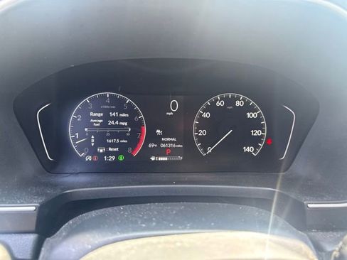 Used 2023 Honda Pilot Touring image 20