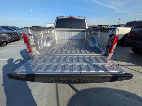 Used 2021 RAM 1500 Big Horn image 10