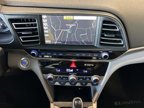 Used 2020 Hyundai Elantra Limited w/ Ultimate Package 03 FWD image 6