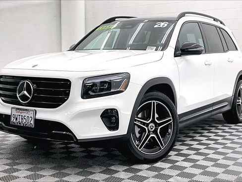 Used 2026 Mercedes-Benz GLB 250 image 12