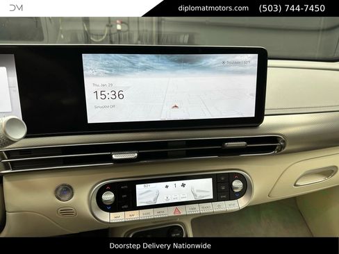 Used 2024 Genesis GV60 Advanced image 34