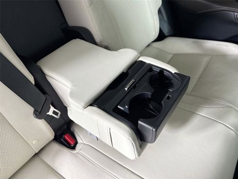 Used 2025 Lexus RX 350 w/ Convenience Package image 42