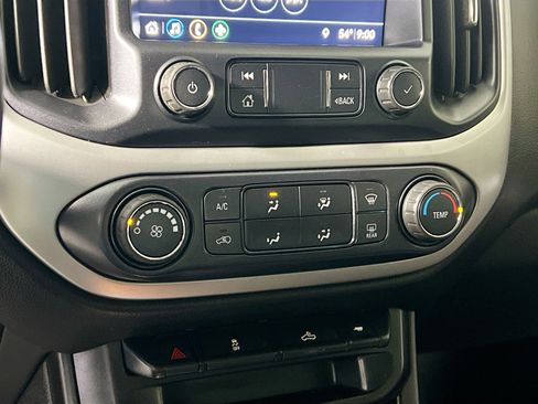 Used 2019 Chevrolet Colorado LT w/ LT Convenience Package image 24