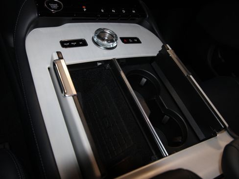 New 2026 Lincoln Navigator Reserve AWD/4WD image 15