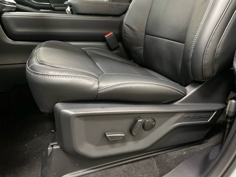 New 2025 Ford Expedition Max Platinum w/ Stealth Performance Package image 29