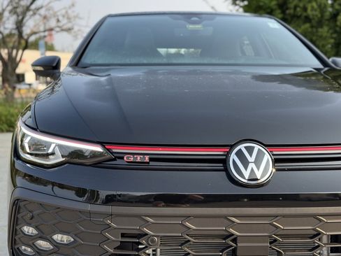 New 2025 Volkswagen GTI SE image 4