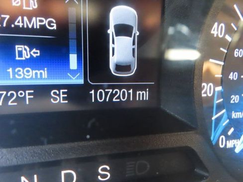 Used 2014 Ford Fusion SE FWD image 29