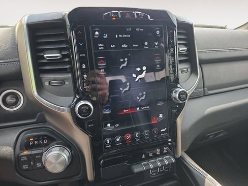 Used 2019 RAM 1500 Laramie image 10