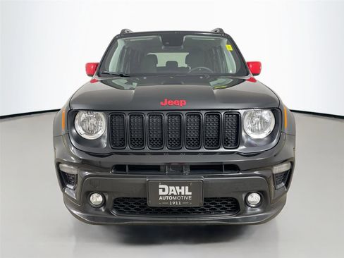 Used 2023 Jeep Renegade Latitude AWD/4WD image 3