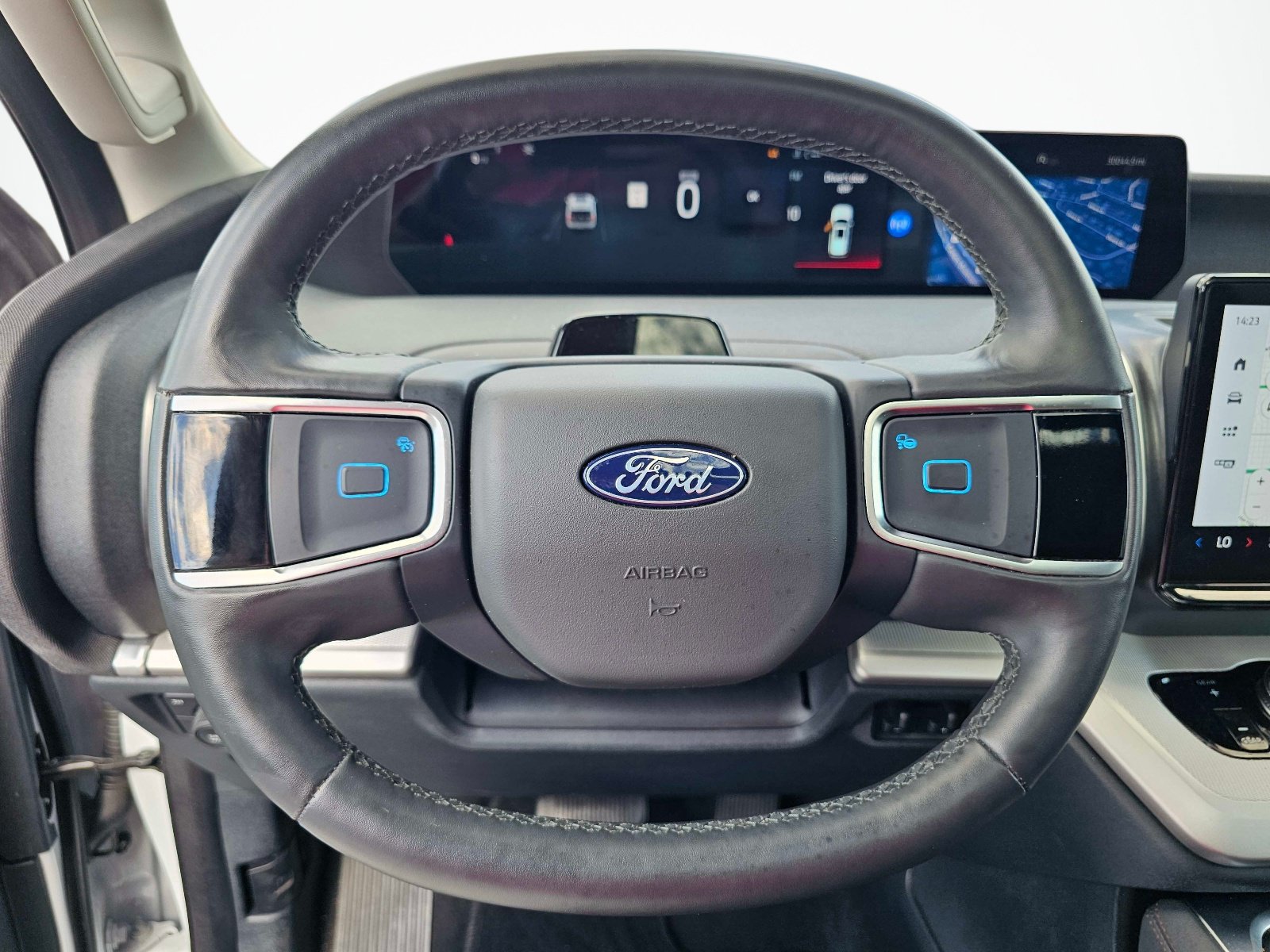 Used 2025 Ford Expedition Max Active AWD/4WD image 21