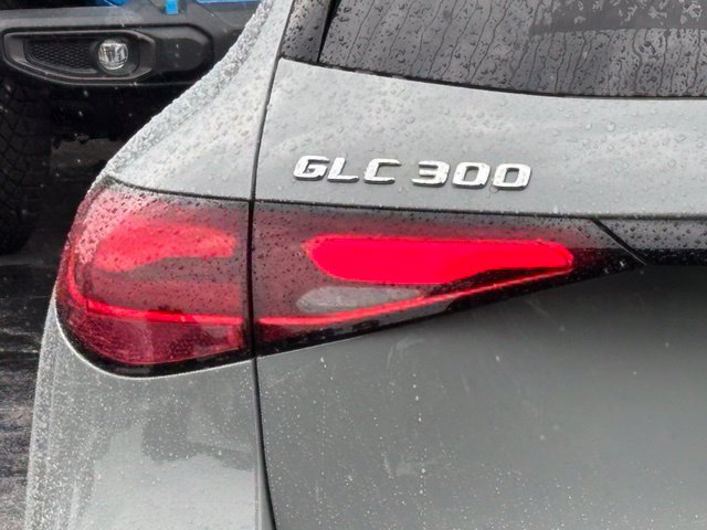 New 2027 Mercedes-Benz GLC 300 4MATIC image 11