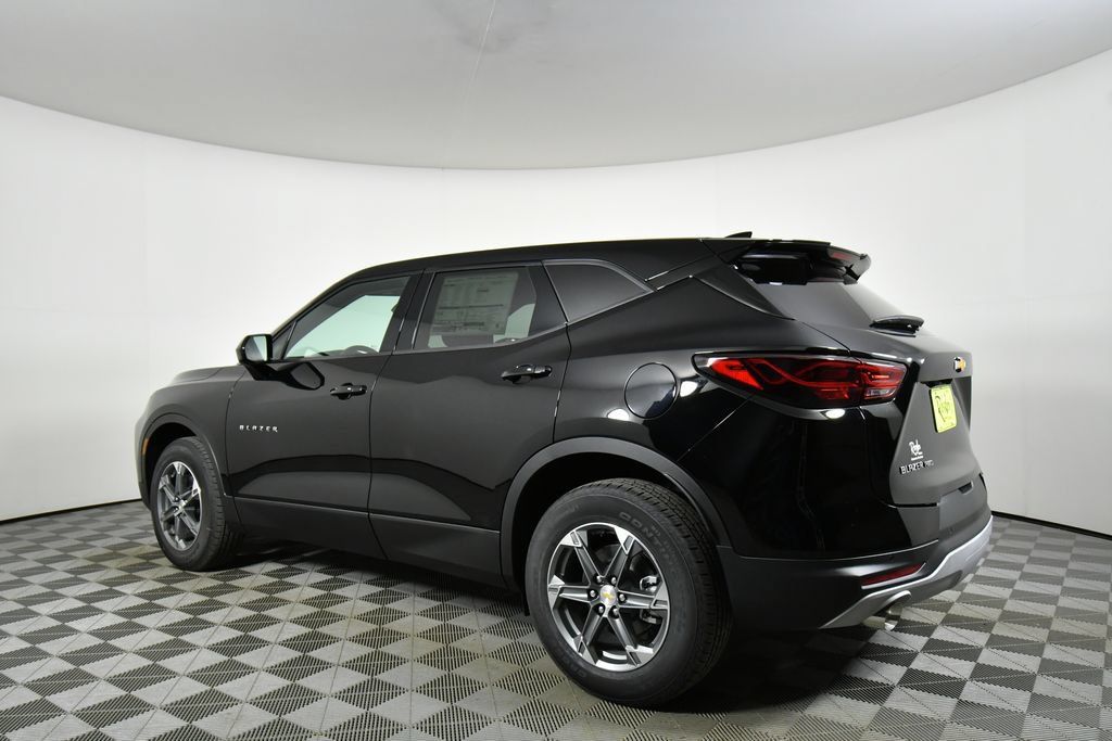 New 2026 Chevrolet Blazer LT w/ LPO, Floor Liner Package AWD/4WD image 14