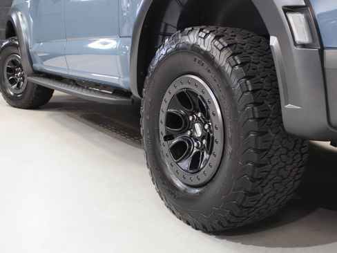 Used 2023 Ford F150 Raptor w/ Raptor Carbon Fiber Package AWD/4WD image 25