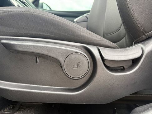 Used 2025 Hyundai Tucson SE FWD image 14