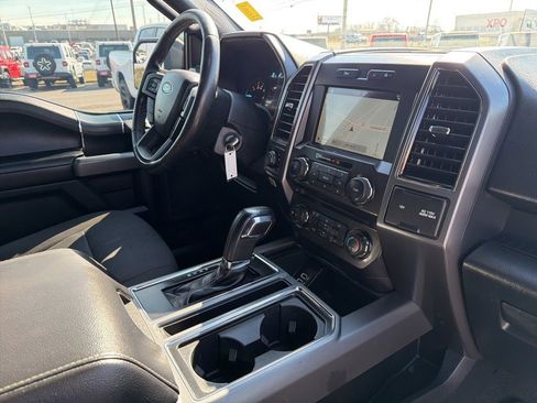 Used 2018 Ford F150 XLT w/ Equipment Group 302A Luxury image 30