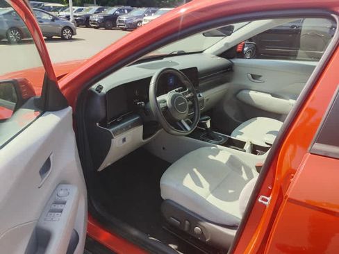 Used 2024 Hyundai Kona SEL AWD/4WD image 9