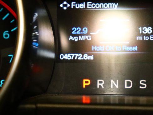 Used 2019 Ford Mustang Premium image 14