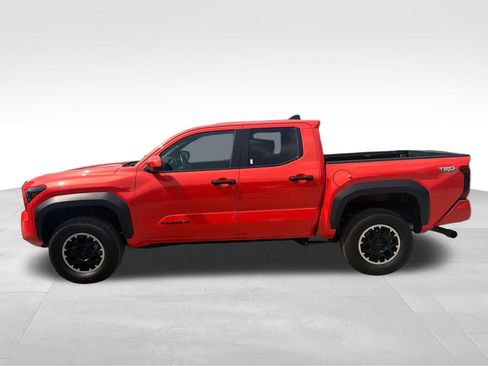 Used 2024 Toyota Tacoma TRD Off-Road AWD/4WD image 2