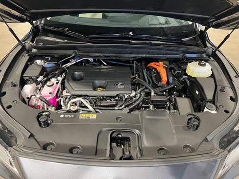 Used 2026 Lexus RX 450h AWD w/ Convenience Package image 47