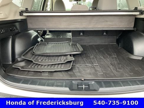 Used 2019 Subaru Forester Premium AWD/4WD image 23