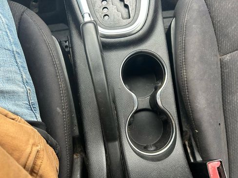 Used 2013 Chrysler 200 LX FWD image 25