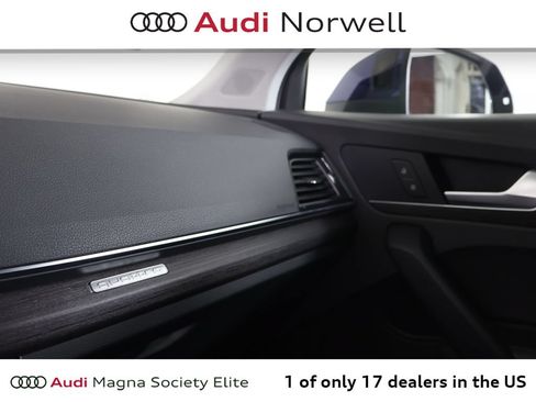 Used 2021 Audi Q5 Premium Plus w/ Premium Plus Package AWD/4WD image 7