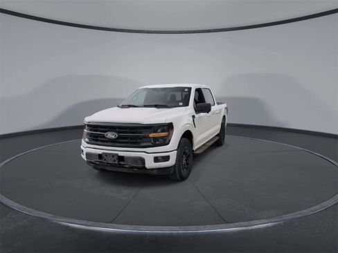 New 2025 Ford F150 XLT w/ Equipment Group 302A MID image 3