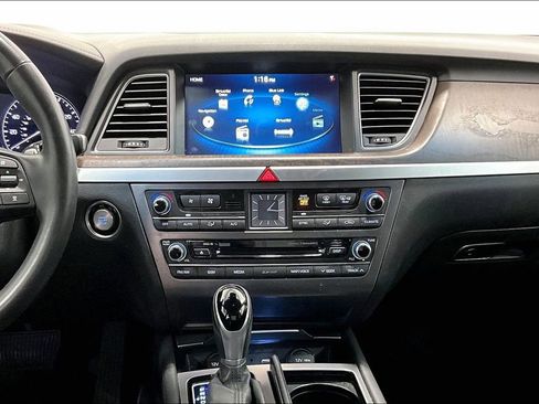 Used 2015 Hyundai Genesis 5.0 w/ Option Group 05 image 8