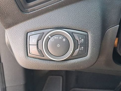 Used 2019 Ford Escape SEL AWD/4WD image 25