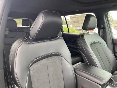 New 2025 Jeep Grand Cherokee L Altitude image 29