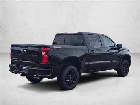 Used 2024 Chevrolet Silverado 1500 LT Trail Boss w/ LT Trail Boss Premium Package AWD/4WD image 5