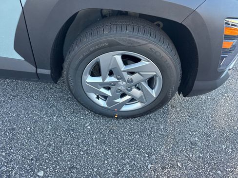 New 2026 Hyundai Kona SE image 12