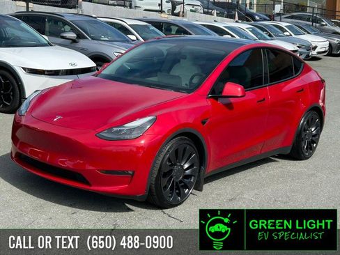 Used 2022 Tesla Model Y Performance image 1