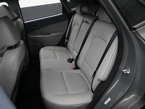 Used 2020 Hyundai Kona Limited image 30