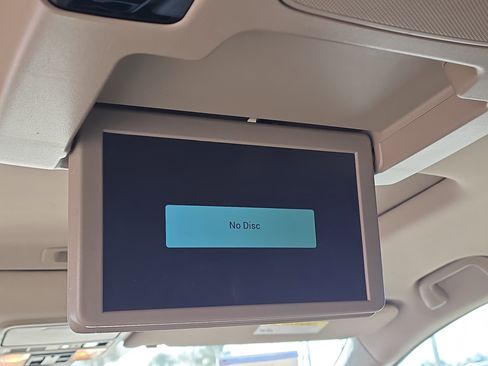 Used 2023 Honda Odyssey Elite image 19