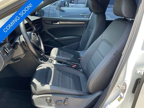 Used 2021 Volkswagen Passat 2.0T R-Line FWD image 4