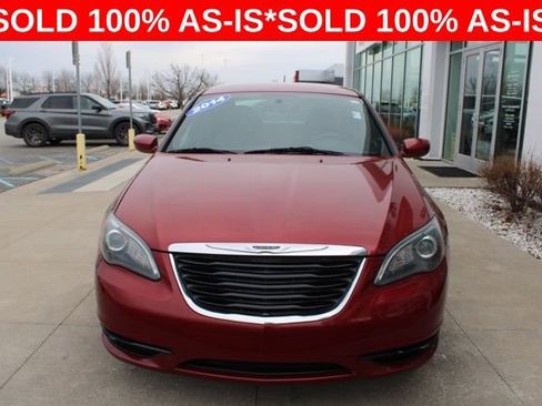 Used 2014 Chrysler 200 Limited w/ 200 S V6 Premium Group image 2