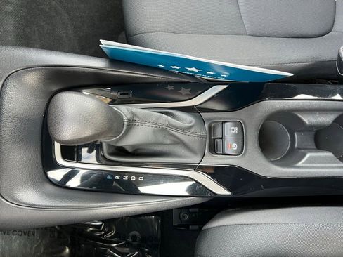 Used 2022 Toyota Corolla LE FWD image 33