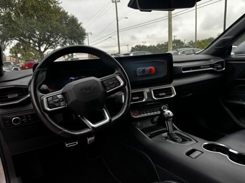 Used 2024 Ford Mustang Premium image 15