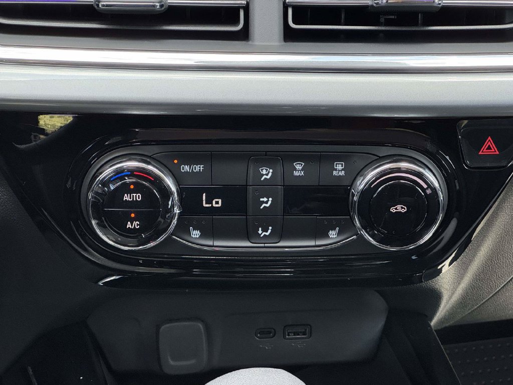New 2026 Chevrolet Trax LT w/ Driver Confidence Package FWD image 6