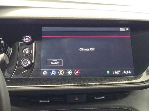 Used 2023 Buick Envision Essence image 28