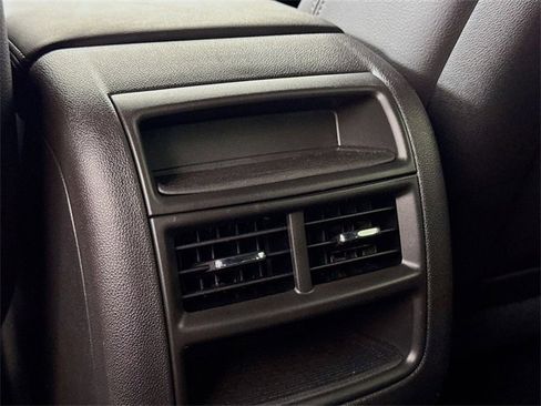 Used 2022 Cadillac XT5 Luxury w/ LPO, ONYX Package image 35