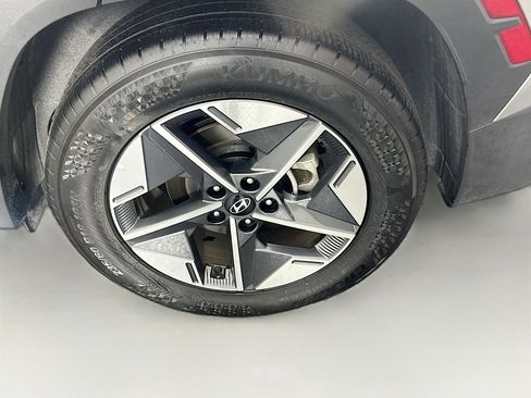 Used 2025 Hyundai Tucson SEL FWD image 11