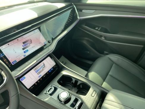 Used 2025 Jeep Wagoneer S Limited AWD/4WD image 17
