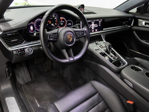 Used 2021 Porsche Panamera image 6