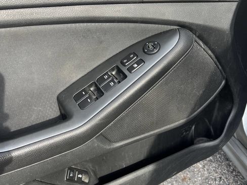 Used 2015 Kia Optima LX w/ Hybrid Convenience Package image 10