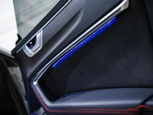 Used 2022 Audi RS 7 4.0T image 56