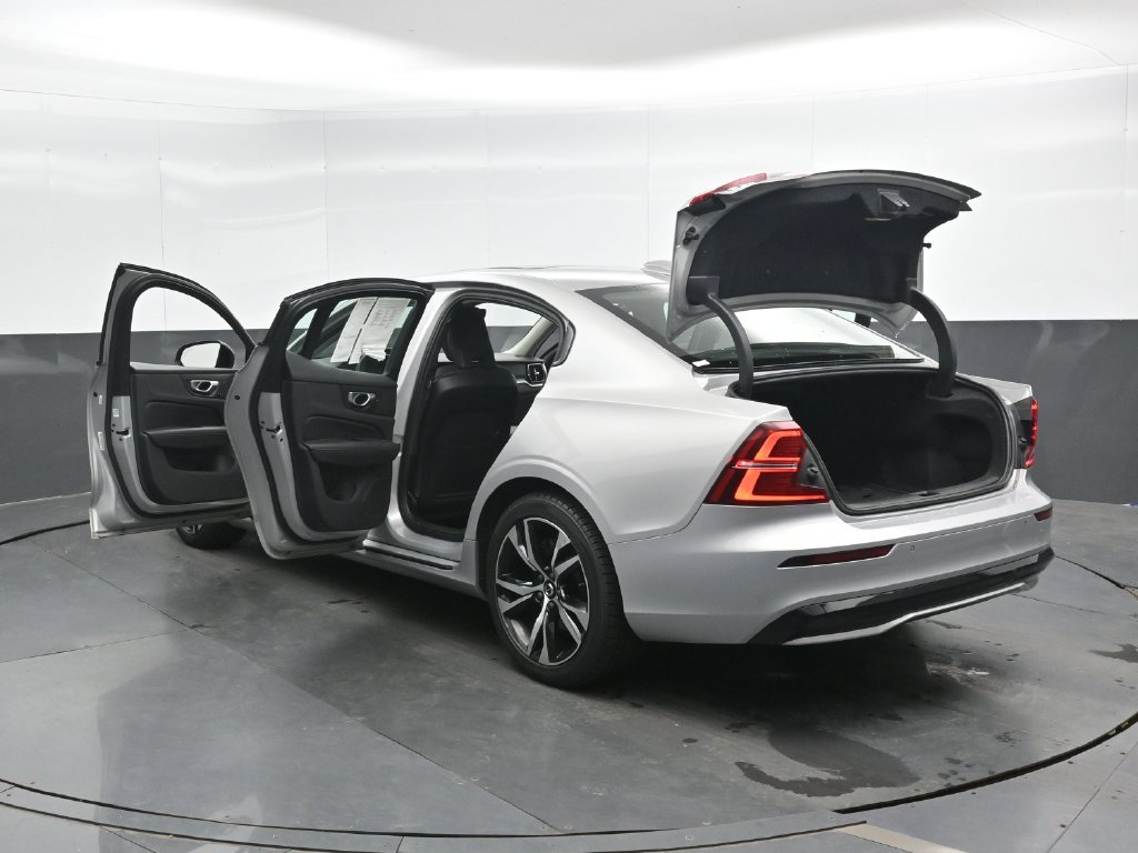 Used 2024 Volvo S60 B5 Core FWD image 48